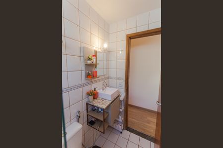 Banheiro Social de apartamento para alugar com 1 quarto, 46m² em Santa Tereza, Belo Horizonte
