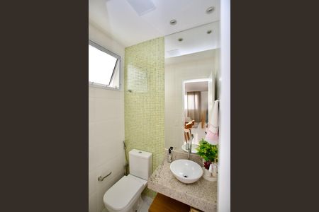 Casa de condomínio para alugar com 180m², 3 quartos e 4 vagasLavabo