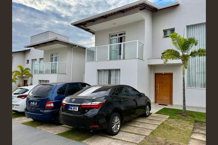 Casa de condomínio para alugar com 180m², 3 quartos e 4 vagasGaragem