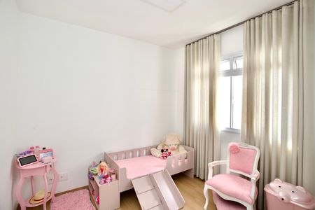 Casa de condomínio para alugar com 180m², 3 quartos e 4 vagasQuarto 2