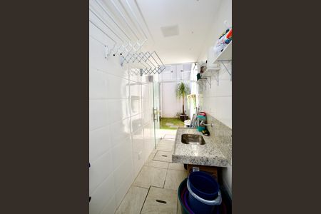 Casa de condomínio para alugar com 180m², 3 quartos e 4 vagasCozinha e Área de Serviço