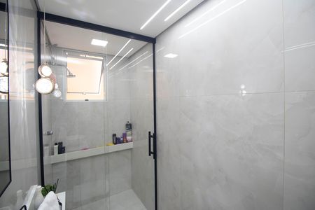 Apartamento à venda com 65m², 2 quartos e 1 vagaBanheiro 