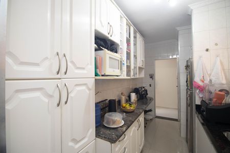 Apartamento à venda com 65m², 2 quartos e 1 vagaCozinha 