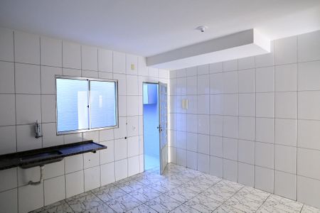Casa para alugar com 60m², 2 quartos e 1 vagaCozinha
