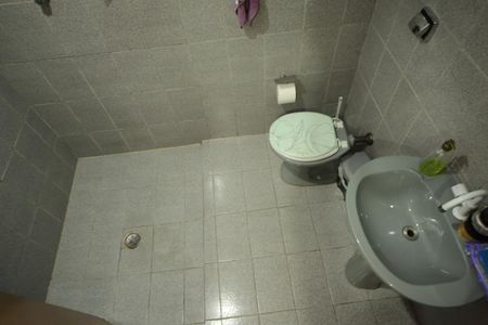 Casa à venda com 202m², 3 quartos e 1 vagaCasa 2 - Banheiro 