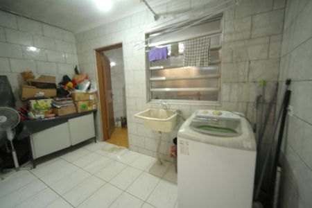 Casa à venda com 202m², 3 quartos e 1 vagaCasa 2 - Área serviço 