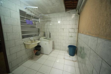 Casa à venda com 202m², 3 quartos e 1 vagaCasa 2 - Área serviço 