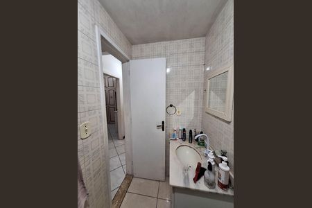Apartamento à venda com 79m², 2 quartos e 1 vaga Apartamento à venda com 79m², 2 quartos e 1 vagaBanheiro Social