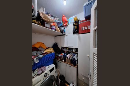 Apartamento à venda com 79m², 2 quartos e 1 vaga Apartamento à venda com 79m², 2 quartos e 1 vagaDespensa