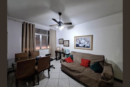 Apartamento à venda com 79m², 2 quartos e 1 vaga Apartamento à venda com 79m², 2 quartos e 1 vagaSala