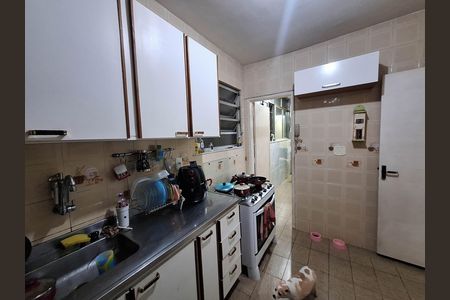 Apartamento à venda com 79m², 2 quartos e 1 vaga Apartamento à venda com 79m², 2 quartos e 1 vagaCozinha e Área de Serviço