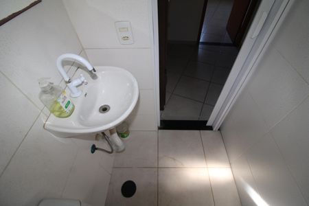 Banheiro de kitnet/studio para alugar com 1 quarto, 39m² em Santana, São Paulo