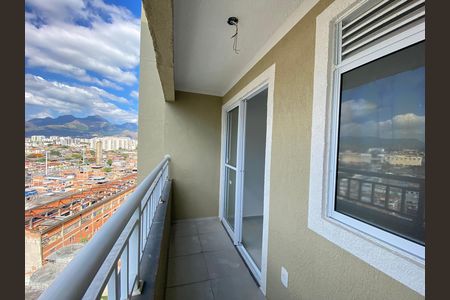 Apartamento à venda com 2 quartos, 44m² em Del Castilho, Rio de Janeiro