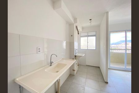 Apartamento à venda com 2 quartos, 44m² em Del Castilho, Rio de Janeiro