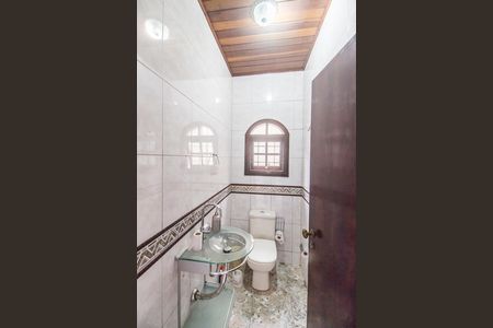 Apartamento à venda com 302m², 2 quartos e 5 vagas Apartamento à venda com 302m², 2 quartos e 5 vagasLavabo