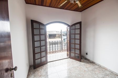 Apartamento à venda com 302m², 2 quartos e 5 vagas Apartamento à venda com 302m², 2 quartos e 5 vagasEscritório