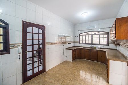 Apartamento à venda com 302m², 2 quartos e 5 vagas Apartamento à venda com 302m², 2 quartos e 5 vagasCozinha