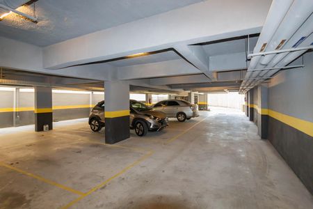 Apartamento à venda com 55m², 2 quartos e 1 vaga Apartamento à venda com 55m², 2 quartos e 1 vagaGaragem