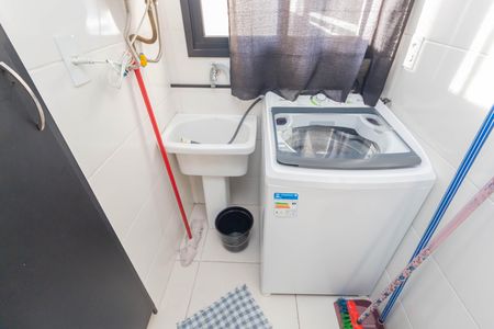 Apartamento à venda com 55m², 2 quartos e 1 vaga Apartamento à venda com 55m², 2 quartos e 1 vagaCozinha e Área de Serviço