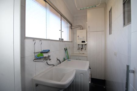 Apartamento para alugar com 62m², 2 quartos e 1 vagaÁrea de Serviço