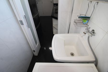 Apartamento para alugar com 62m², 2 quartos e 1 vagaÁrea de Serviço