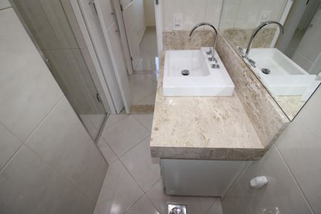 Apartamento para alugar com 62m², 2 quartos e 1 vagaBanheiro