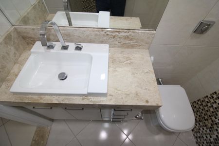 Apartamento para alugar com 62m², 2 quartos e 1 vagaBanheiro