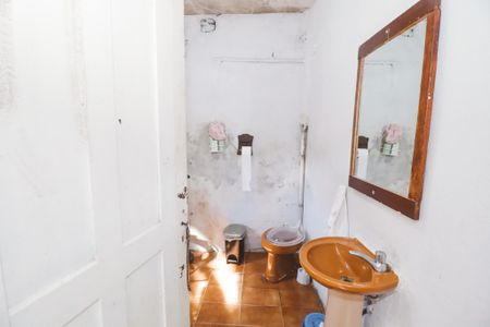 Banheiro de casa à venda com 2 quartos, 300m² em Jardim Peri, São Paulo