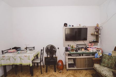 Sala de casa à venda com 2 quartos, 300m² em Jardim Peri, São Paulo