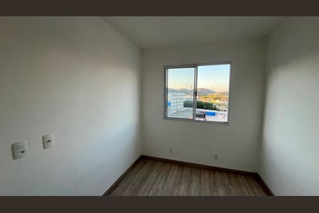 Quarto 2 de apartamento para alugar com 2 quartos, 52m² em Ponto Chic, Nova Iguaçu