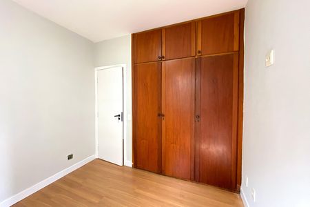 Apartamento à venda com 117m², 3 quartos e 2 vagas Apartamento à venda com 117m², 3 quartos e 2 vagasQuarto 3