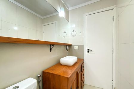 Apartamento à venda com 117m², 3 quartos e 2 vagas Apartamento à venda com 117m², 3 quartos e 2 vagasBanheiro