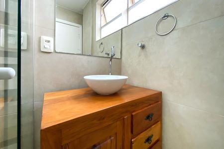 Apartamento à venda com 117m², 3 quartos e 2 vagas Apartamento à venda com 117m², 3 quartos e 2 vagasBanheiro da Suíte