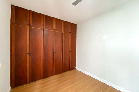 Apartamento à venda com 117m², 3 quartos e 2 vagas Apartamento à venda com 117m², 3 quartos e 2 vagasSuite