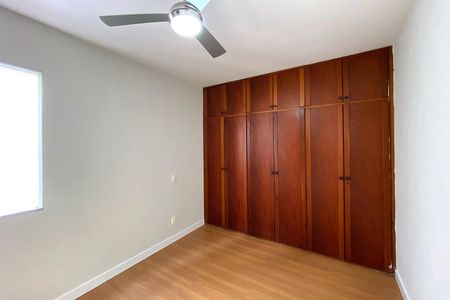 Apartamento à venda com 117m², 3 quartos e 2 vagas Apartamento à venda com 117m², 3 quartos e 2 vagasSuite