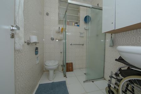 BANHEIRO de apartamento à venda com 2 quartos, 70m² em Barro Preto, Belo Horizonte