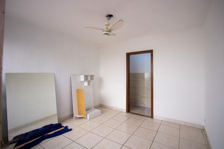 Apartamento para alugar com 80m², 2 quartos e 1 vaga Apartamento para alugar com 80m², 2 quartos e 1 vagaSala