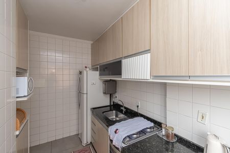 Apartamento à venda com 50m², 2 quartos e 1 vaga Apartamento à venda com 50m², 2 quartos e 1 vagaCozinha e Área de Serviço