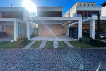 Casa de condomínio para alugar com 173m², 3 quartos e 3 vagas Casa de condomínio para alugar com 173m², 3 quartos e 3 vagasFachada Casa