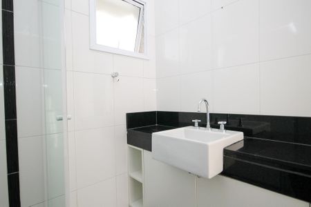 Banheiro de casa de condomínio para alugar com 3 quartos, 173m² em Granja Viana Ii, Cotia