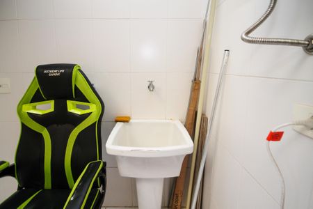 Casa de condomínio para alugar com 173m², 3 quartos e 3 vagas Casa de condomínio para alugar com 173m², 3 quartos e 3 vagasLavanderia