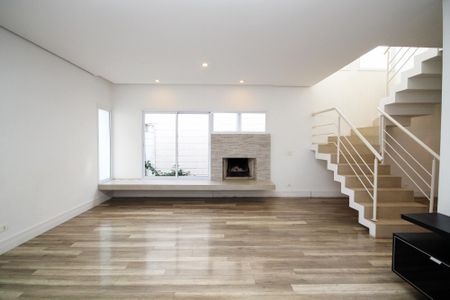 Casa de condomínio para alugar com 173m², 3 quartos e 3 vagas Casa de condomínio para alugar com 173m², 3 quartos e 3 vagasSala 1