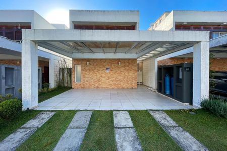 Casa de condomínio para alugar com 173m², 3 quartos e 3 vagas Casa de condomínio para alugar com 173m², 3 quartos e 3 vagasFachada Casa