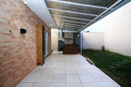 Casa de condomínio para alugar com 173m², 3 quartos e 3 vagas Casa de condomínio para alugar com 173m², 3 quartos e 3 vagasVaranda