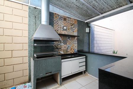 Casa de condomínio para alugar com 173m², 3 quartos e 3 vagas Casa de condomínio para alugar com 173m², 3 quartos e 3 vagasChurrasqueira