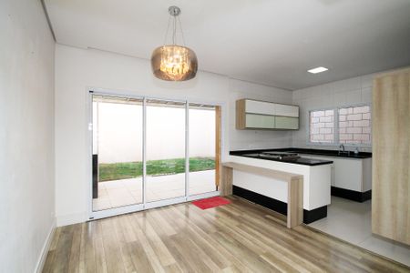 Casa de condomínio para alugar com 173m², 3 quartos e 3 vagas Casa de condomínio para alugar com 173m², 3 quartos e 3 vagasSala 2