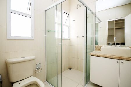 Casa de condomínio para alugar com 173m², 3 quartos e 3 vagas Casa de condomínio para alugar com 173m², 3 quartos e 3 vagasBanheiro Suíte