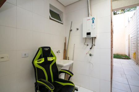 Casa de condomínio para alugar com 173m², 3 quartos e 3 vagas Casa de condomínio para alugar com 173m², 3 quartos e 3 vagasLavanderia