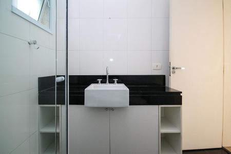 Casa de condomínio para alugar com 173m², 3 quartos e 3 vagas Casa de condomínio para alugar com 173m², 3 quartos e 3 vagasBanheiro