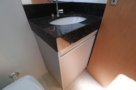 Apartamento para alugar com 2 quartos, 55m² em Santa Mônica, Uberlândia
